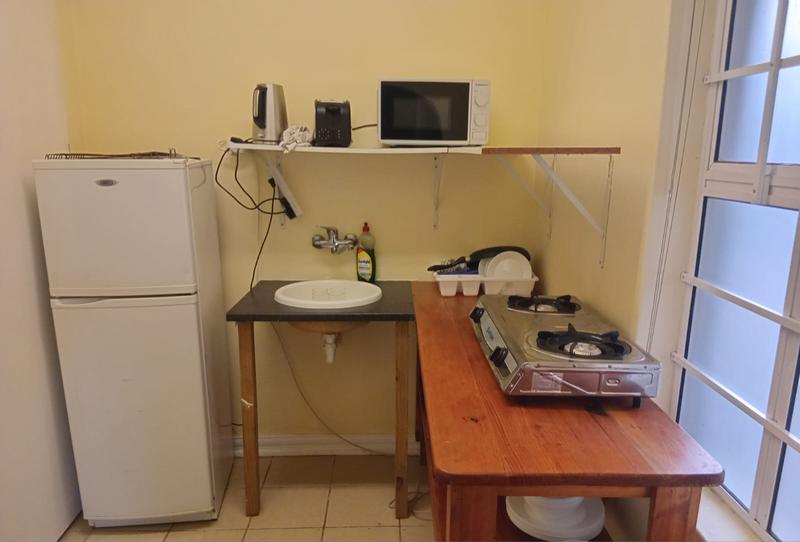 To Let 1 Bedroom Property for Rent in Grahamstown Eastern Cape